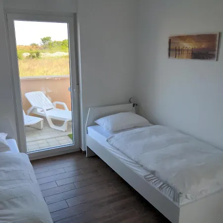 Deluxe In 50 Meters From The Sea By Tourist Agency Leut Apartment *