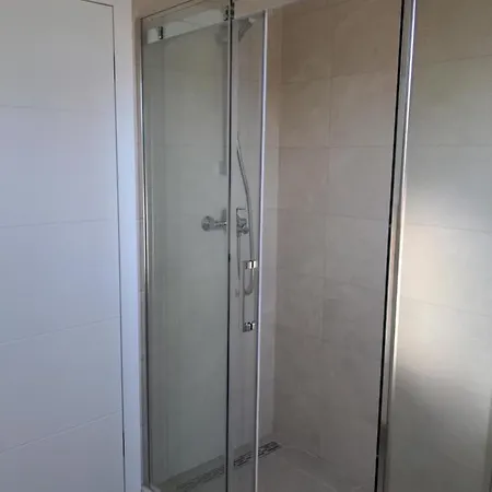 Διαμέρισμα Deluxe In 50 Meters From The Sea By Tourist Agency Leut *